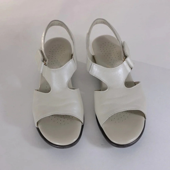 SAS Suntimer - Heeled Sandal pearl bone size 7.5 SLIM sandal supportive - Picture 1 of 11